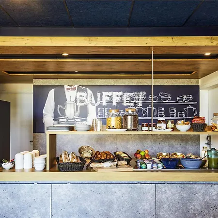 Ibis Budget Montpellier Aeroport Parc Des Expos Hotel 2*